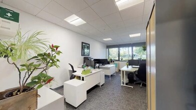 Great Park Rd, Bradley Stoke for lease Interior Photo- Image 2 of 7