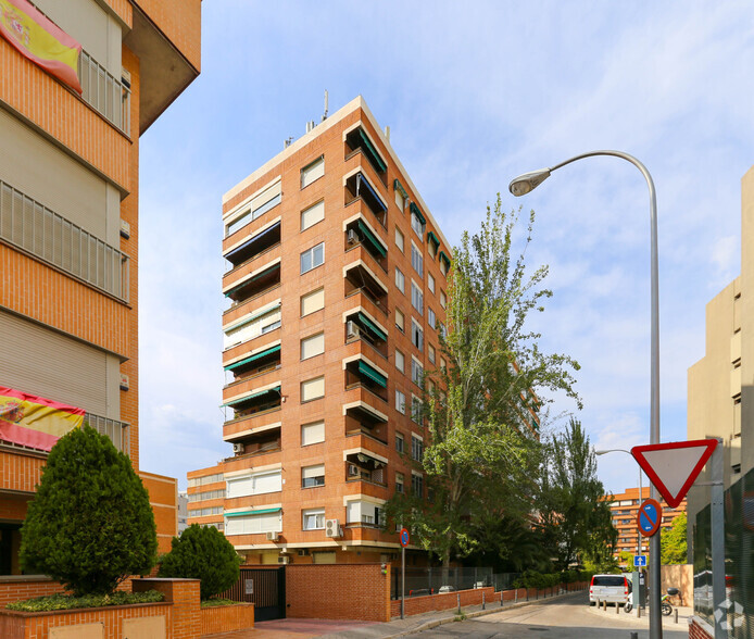 Calle Lígula, 6-6, Madrid, Madrid for lease - Building Photo - Image 3 of 3