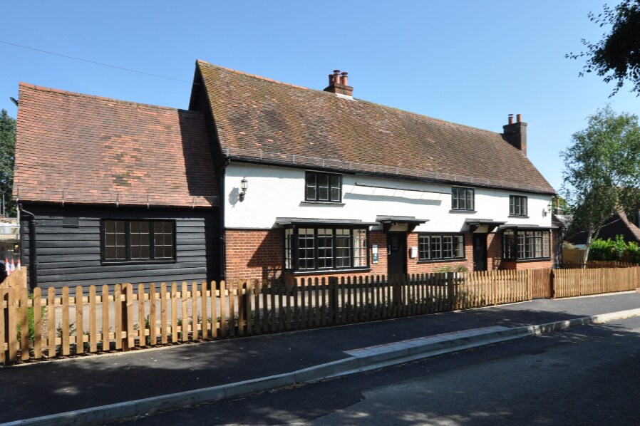 10 Benington Rd, Stevenage for sale Primary Photo- Image 1 of 1