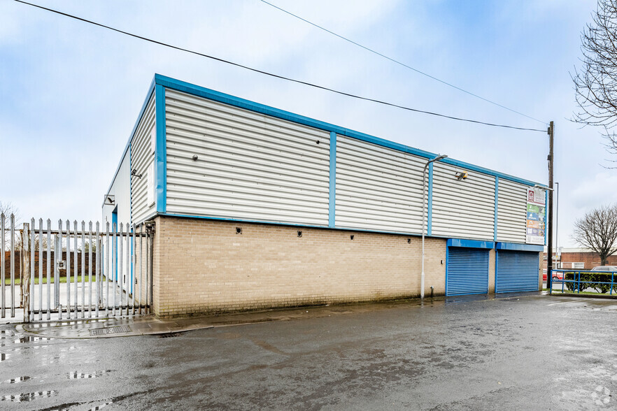 Windsor St, Bradford for lease - Building Photo - Image 2 of 3