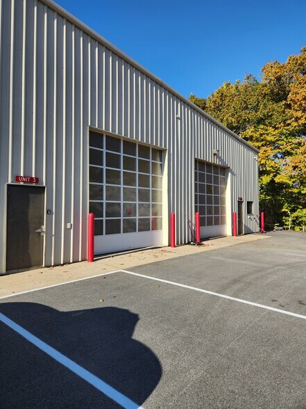 161 River Rd, Bow, NH for sale - Building Photo - Image 1 of 1