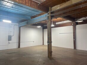 2200 Adeline St, Oakland, CA for lease Interior Photo- Image 2 of 14