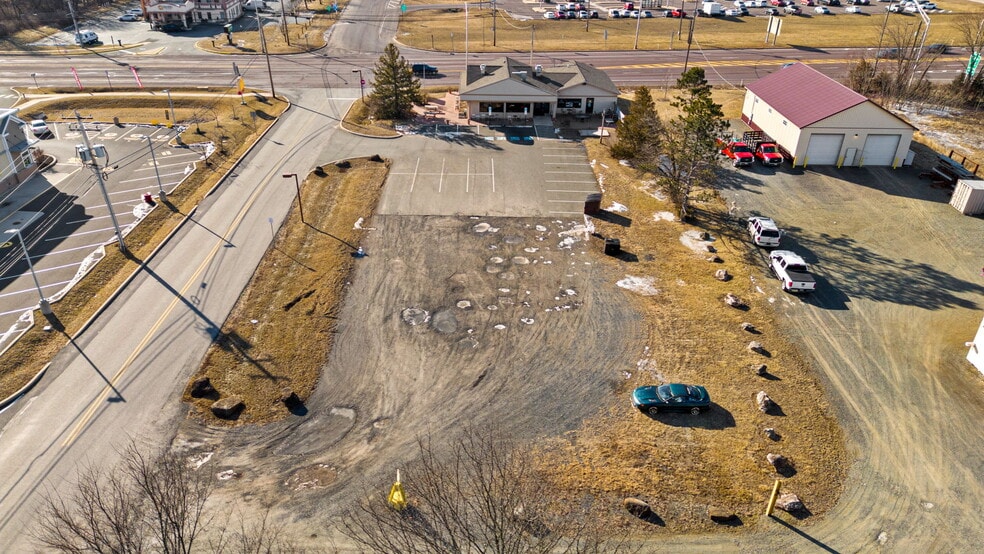 1850 John Fries Hwy, Quakertown, PA for sale - Building Photo - Image 3 of 45