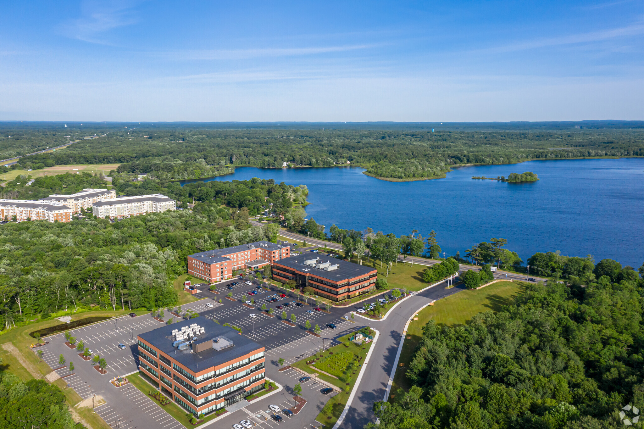 1 Lakeshore Ctr, Bridgewater, MA 02324 - Lakeshore Center | LoopNet