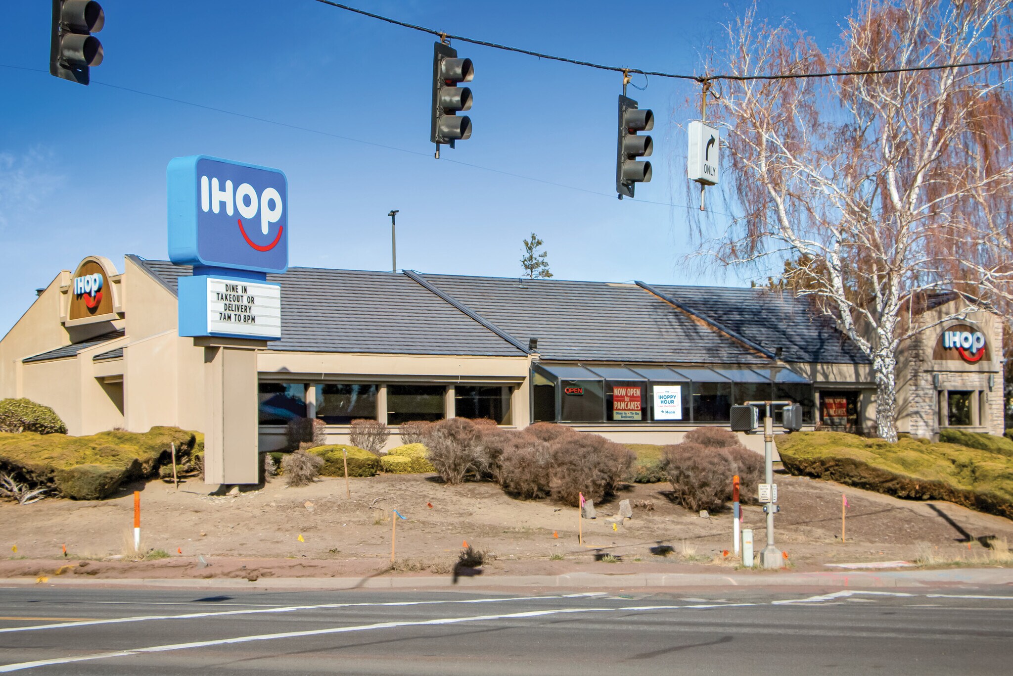 30 NE Bend River Mall Dr, Bend, OR for sale Building Photo- Image 1 of 7