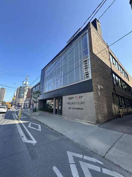 245 Davenport Rd, Toronto, ON for lease - Building Photo - Image 2 of 12