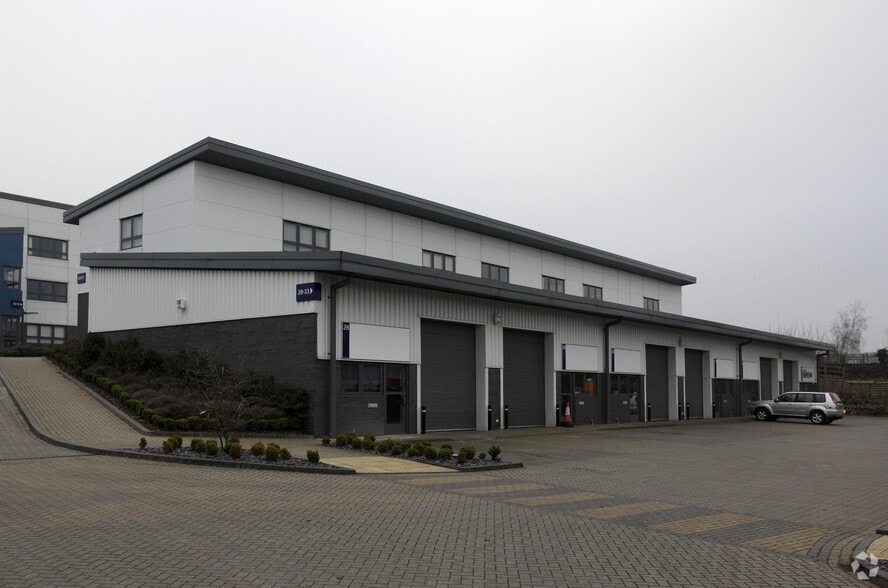 22 Carlton Rd, South Croydon for lease - Primary Photo - Image 1 of 2