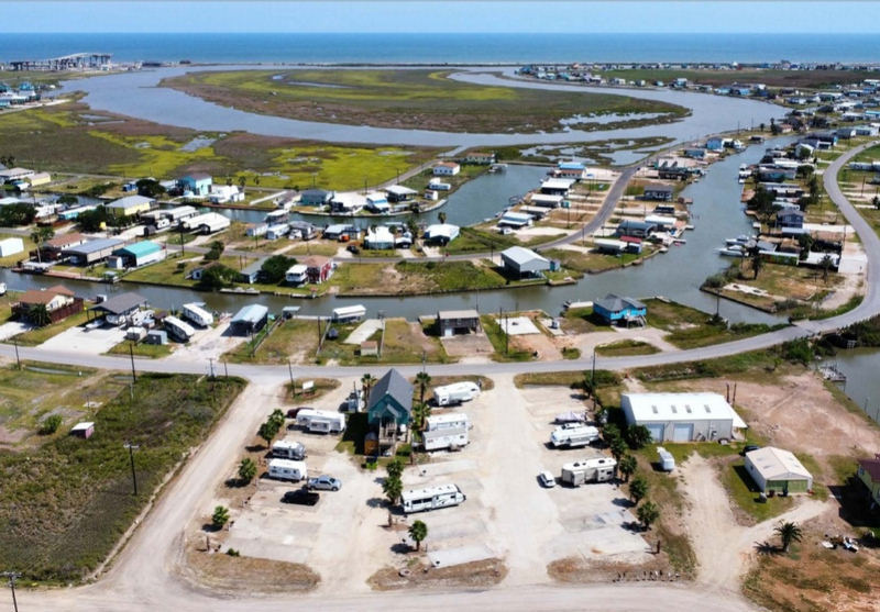 399 County Road 201, Sargent, TX for sale - Primary Photo - Image 1 of 36