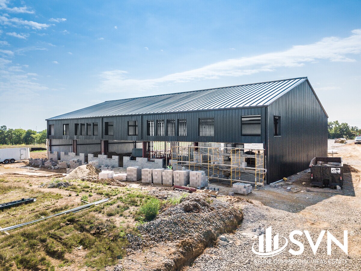 956 Enterprise Ct, Lexington, KY 40510