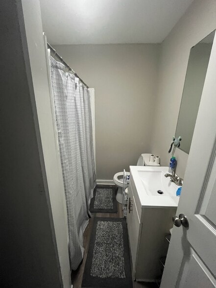 15 College St, Thomasville, NC for sale - Interior Photo - Image 3 of 9