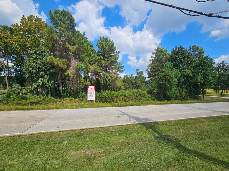 1550 Hicks Street, Tomball, TX for sale - Building Photo - Image 2 of 12