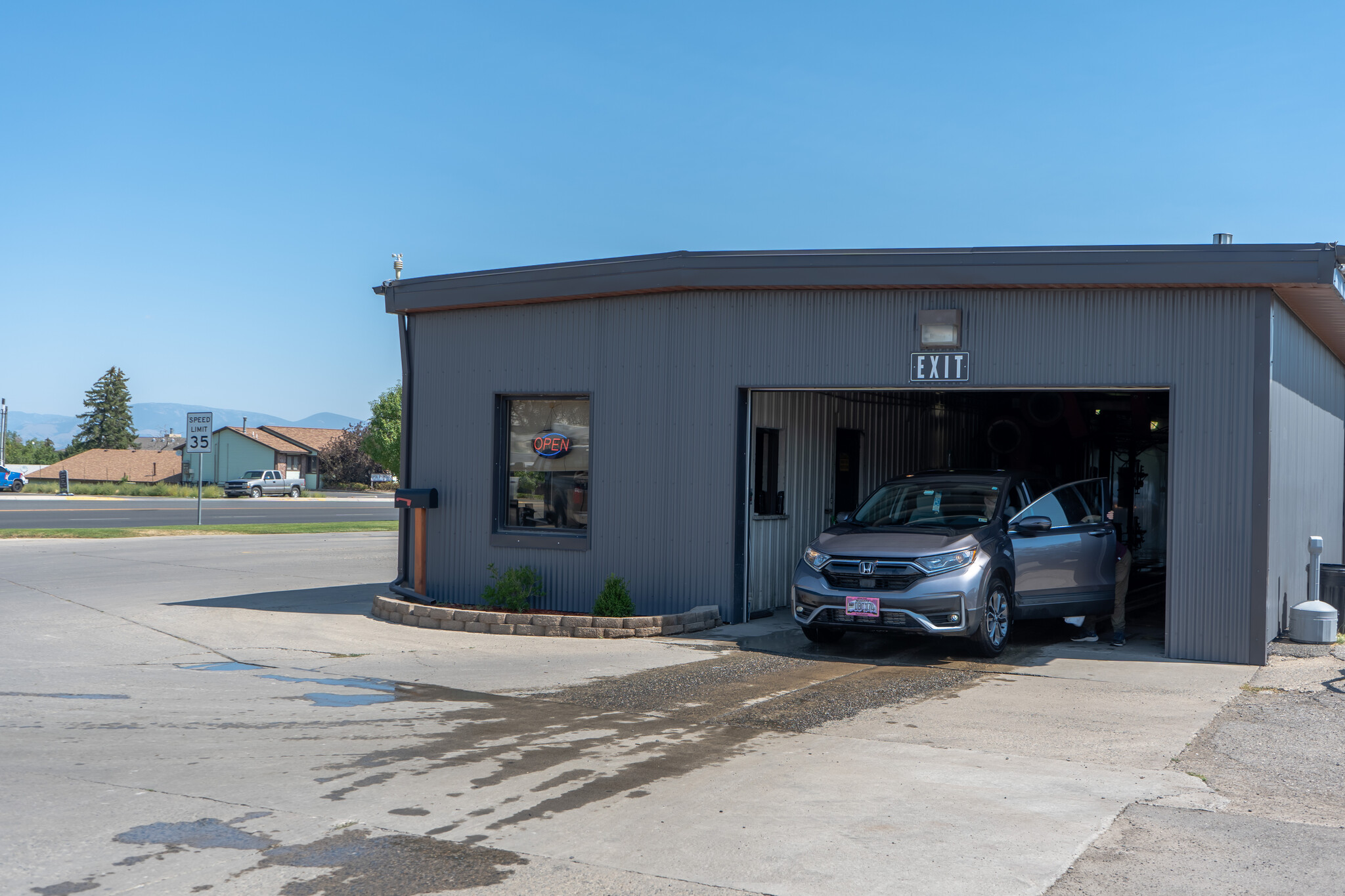 1201 Cedar St, Helena, MT 59601 - Woody's Car Wash | LoopNet