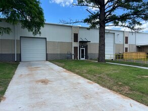 8635 W 21st St, Sand Springs, OK for lease Building Photo- Image 1 of 5