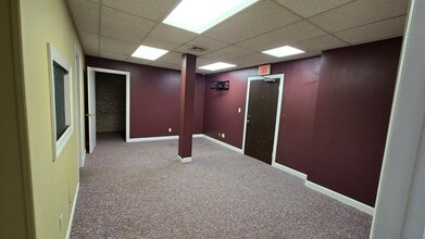 330 Milltown Rd, East Brunswick, NJ for lease Interior Photo- Image 2 of 5