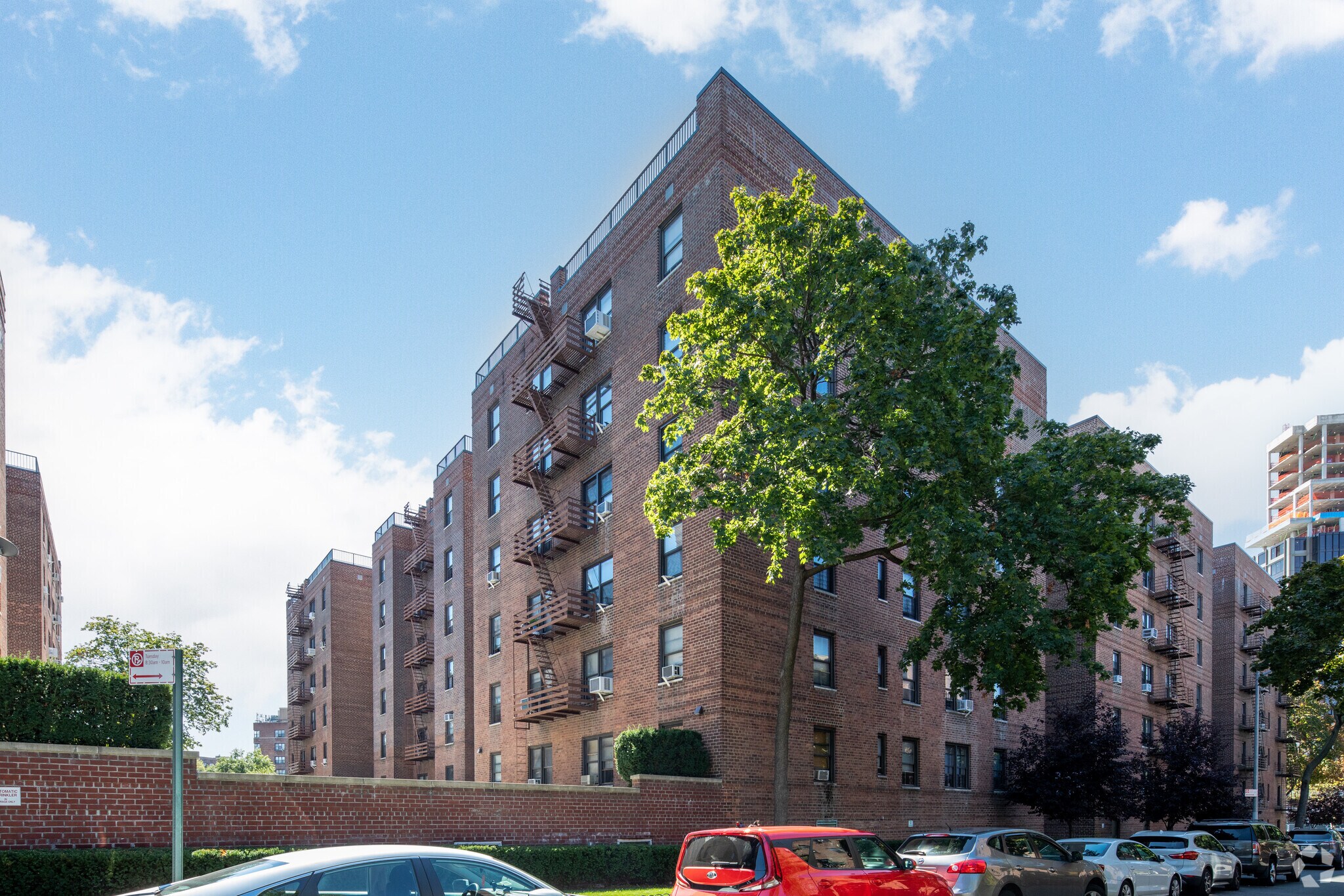 9841 Queens Blvd, Rego Park, NY for sale Primary Photo- Image 1 of 1