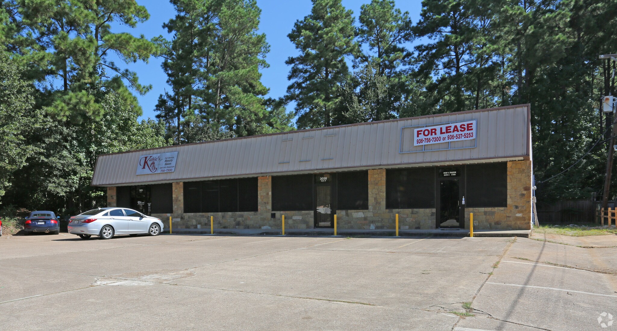 3038 N Frazier St, Conroe, TX for sale Primary Photo- Image 1 of 1