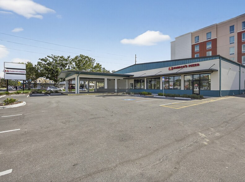 504 Avenue D NW, Winter Haven, FL for lease - Building Photo - Image 2 of 8