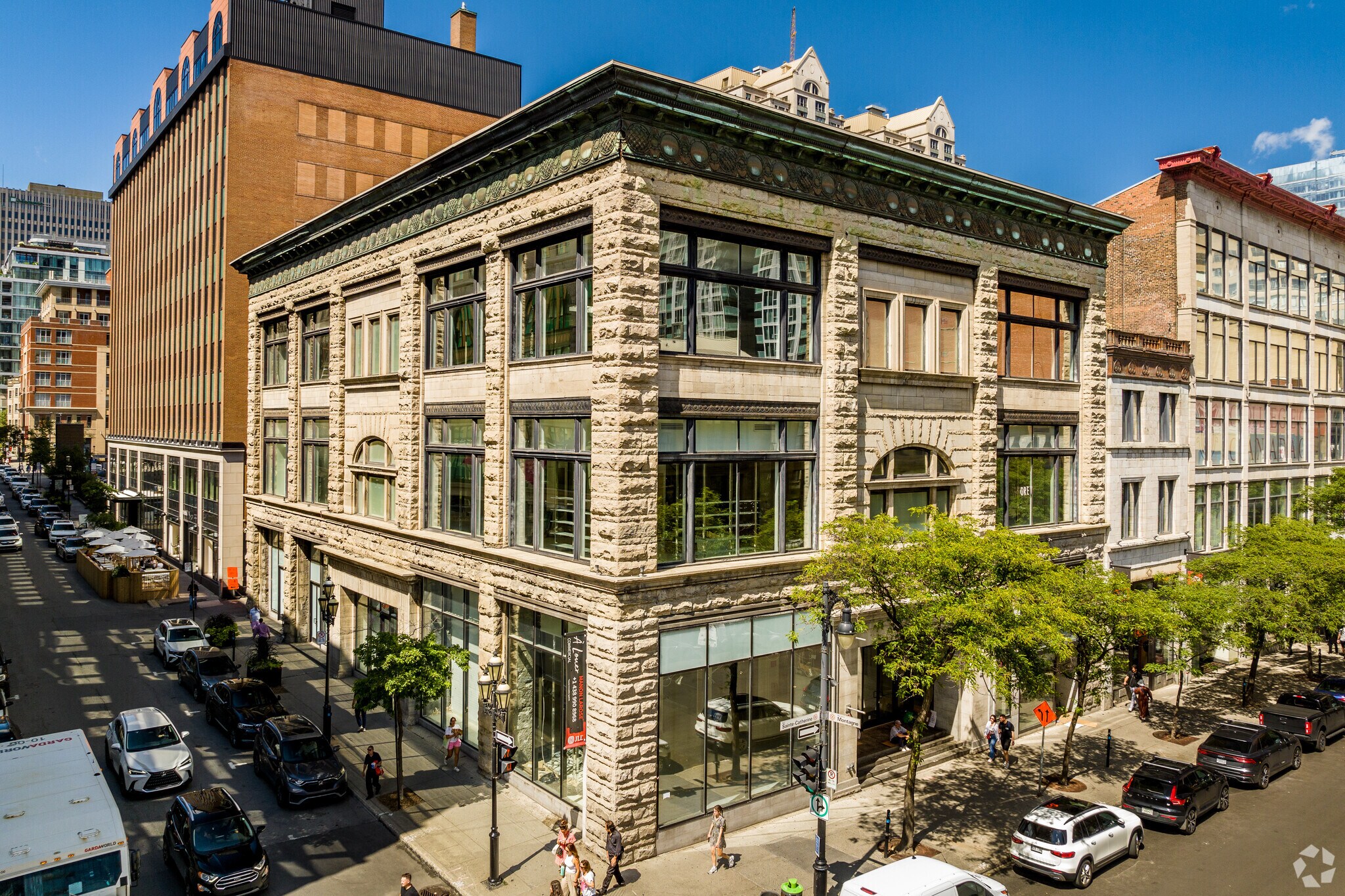1255 Rue Sainte-Catherine O, Montréal, QC for sale Building Photo- Image 1 of 1