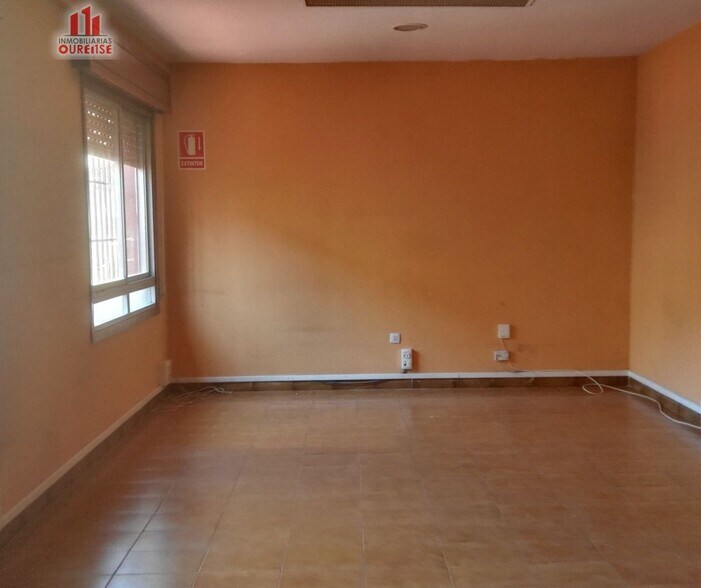 Office in Ourense, Orense for lease - Building Photo - Image 3 of 4