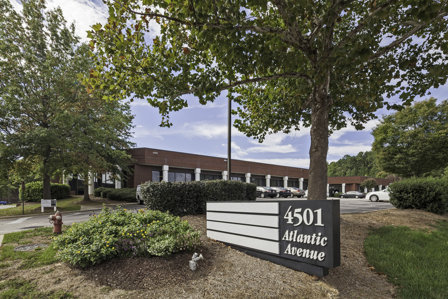 4501 Atlantic Ave, Raleigh, NC for lease - Primary Photo - Image 1 of 8