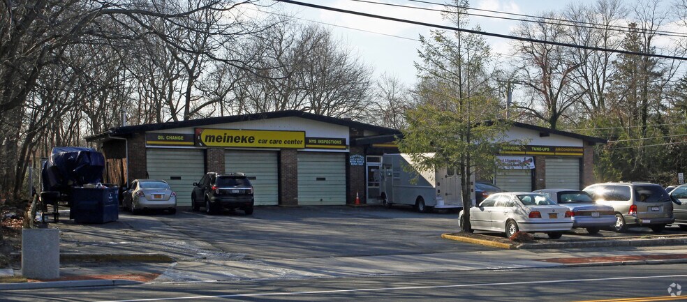 1230 Montauk Hwy, Oakdale, NY for sale - Primary Photo - Image 1 of 1