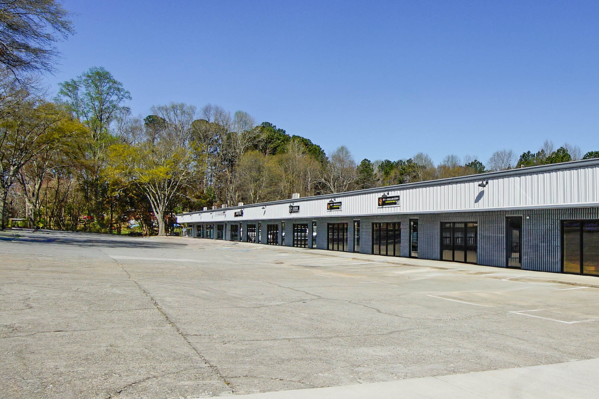 101 Kenwood Rd, Fayetteville, GA for lease Building Photo- Image 1 of 6