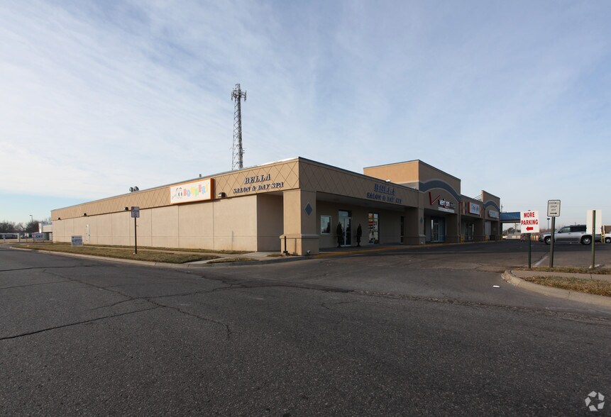 5515 SW 21st St, Topeka, KS for sale - Primary Photo - Image 1 of 1