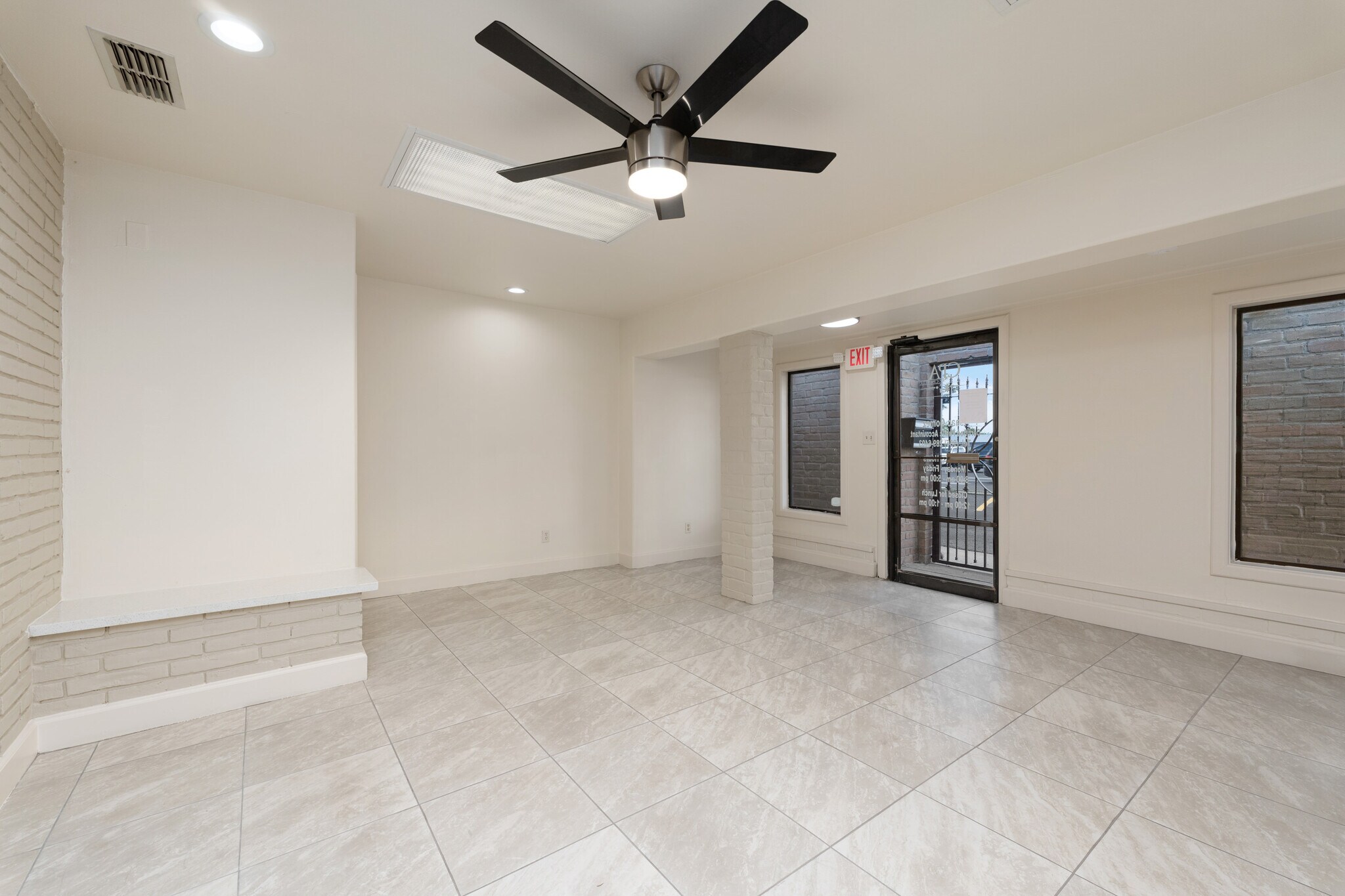 100 Pecan Blvd, McAllen, TX for sale Building Photo- Image 1 of 1