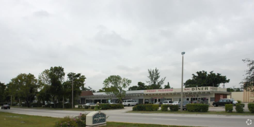 1617-1657 S 21st Ave, Hollywood, FL for lease - Building Photo - Image 2 of 9