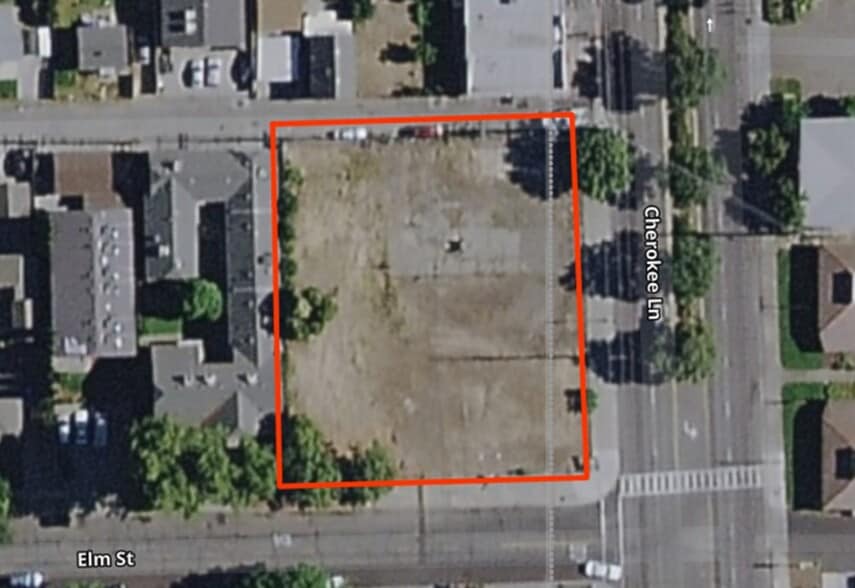 113 N Cherokee Ln, Lodi, CA for sale - Building Photo - Image 2 of 8