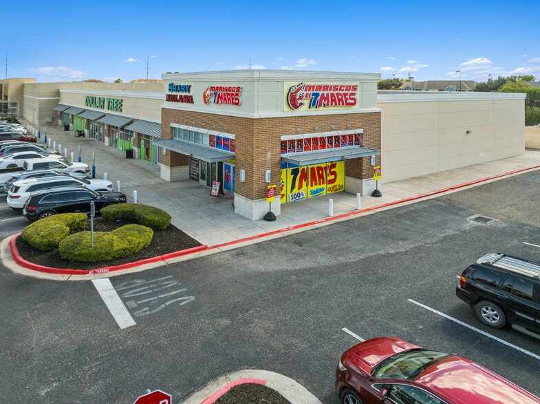 Market at Sharyland Place portfolio of 2 properties for sale on LoopNet.com - Building Photo - Image 2 of 9