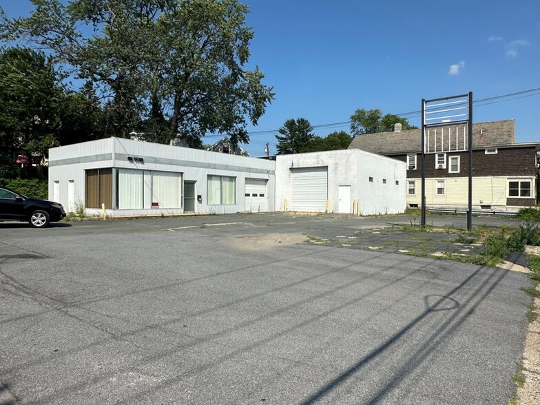 240 Mohawk Ave, Schenectady, NY for lease - Primary Photo - Image 1 of 1