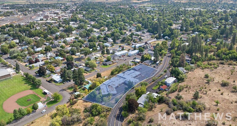 103 Adams Ave, La Grande, OR for sale Primary Photo- Image 1 of 1