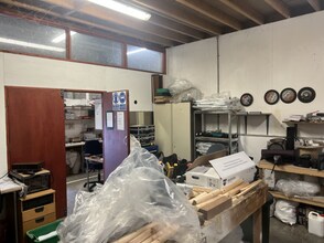 Higher Newham Ln, Truro for lease Interior Photo- Image 1 of 3