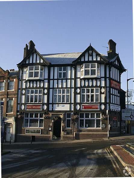 2 St Johns Sq, Stoke On Trent for sale - Primary Photo - Image 1 of 1