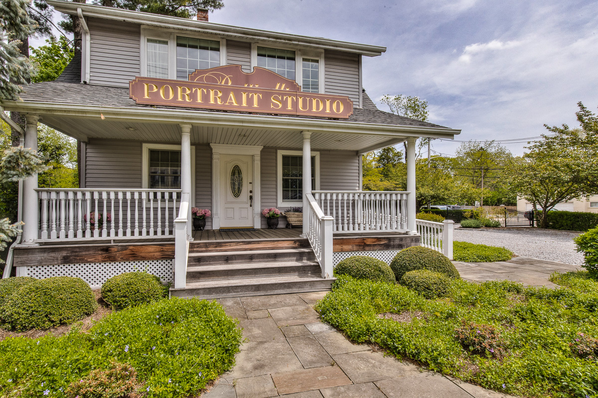 1904 New York Ave, Huntington Station, NY for sale Primary Photo- Image 1 of 1