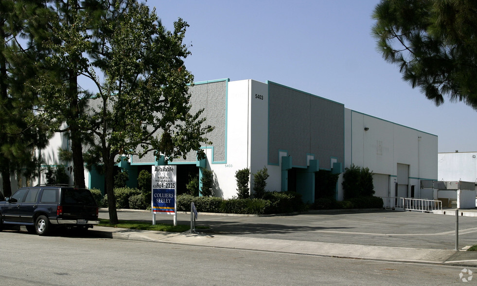 5403 Ayon Ave, Irwindale, CA for lease - Building Photo - Image 3 of 4