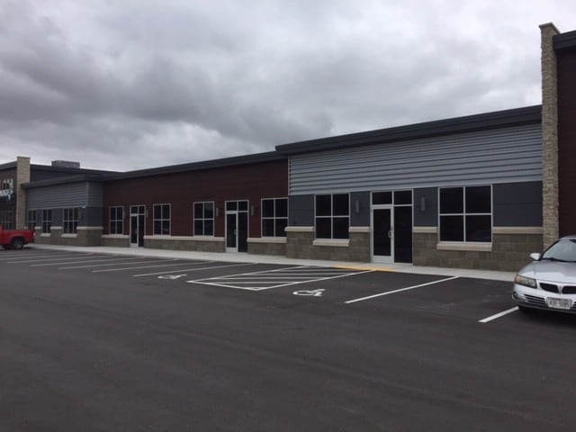 645 W Ridgeview Dr, Appleton, WI for sale Building Photo- Image 1 of 1