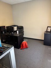 9220-9268 1/2 Hall Rd, Downey, CA for lease Interior Photo- Image 2 of 9