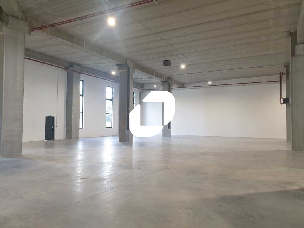 Flex in Colombes for lease Building Photo- Image 1 of 11