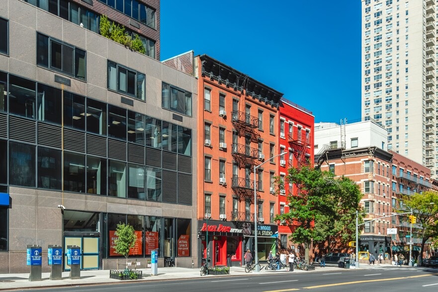 1641 York Ave, New York, NY for sale - Building Photo - Image 2 of 25