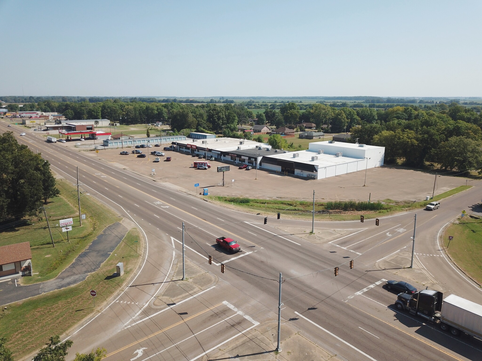 1038-1084 US 61 Hwy N, Tunica, MS for lease Building Photo- Image 1 of 7