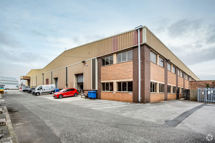 Hardy St, Manchester for lease - Primary Photo - Image 1 of 15