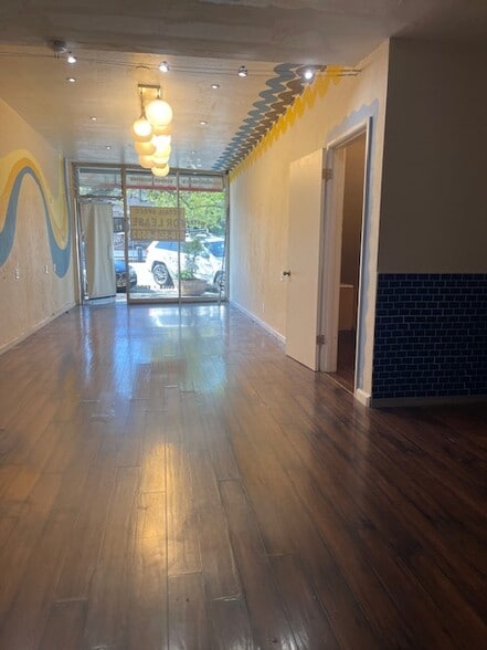 3600-3606 Grand Ave, Oakland, CA for lease - Interior Photo - Image 1 of 20