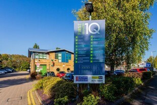 Blenheim Rd, Epsom SRY - Warehouse