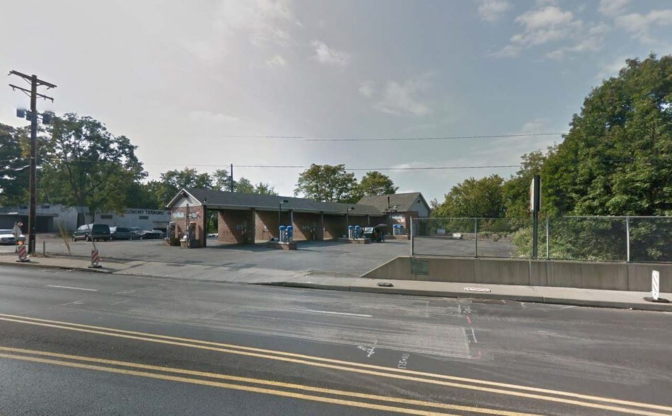 4589 Ohio River Blvd, Pittsburgh, PA 15202