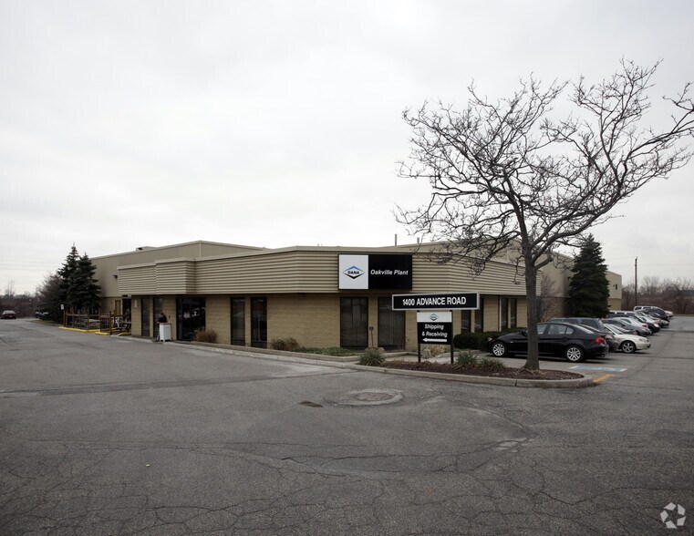1400 Advance Rd, Oakville, ON for sale - Building Photo - Image 2 of 3