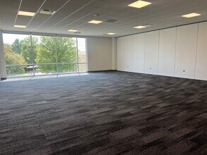 1960 Kimball Ave, Manhattan, KS for lease Interior Photo- Image 2 of 5