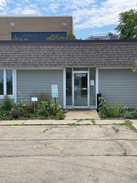 545 S Randall Rd, St Charles, IL for lease - Primary Photo - Image 1 of 7