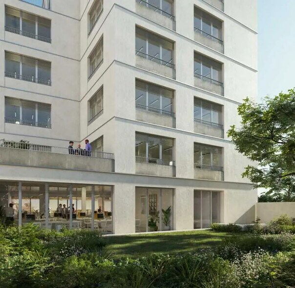 Office in Lyon for lease - Building Photo - Image 3 of 23